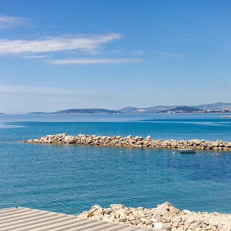 Marinac Oda ve Kahvaltı 3*